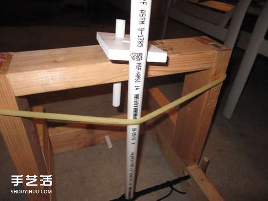 無敵老爹的小發(fā)明：簡易投石機(jī)的制作方法  -  rpnrmr.com