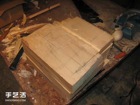 五一送福利啦，每人一箱子美金快來拿走！ -  rpnrmr.com