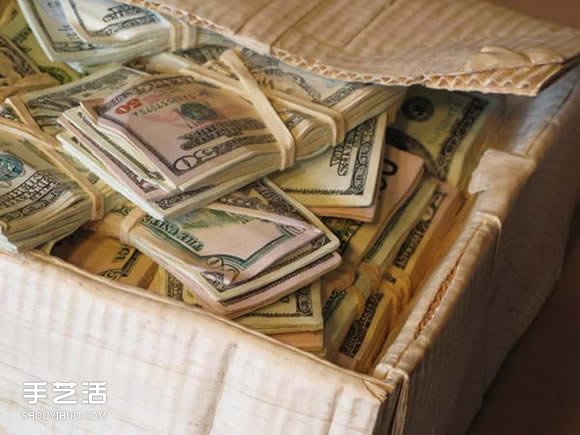 五一送福利啦，每人一箱子美金快來拿走！ -  rpnrmr.com