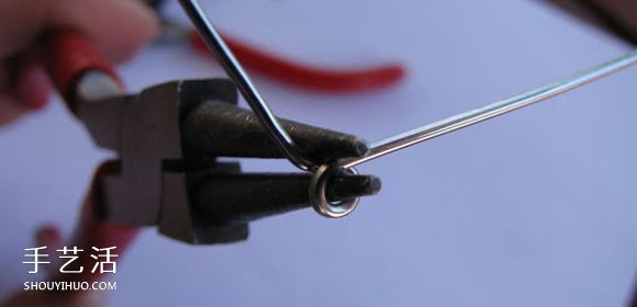 曲別針手工制作波西米亞風(fēng)的蝴蝶手鏈圖解 -  rpnrmr.com