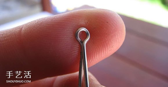 曲別針手工制作波西米亞風(fēng)的蝴蝶手鏈圖解 -  rpnrmr.com