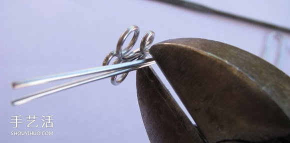 曲別針手工制作波西米亞風(fēng)的蝴蝶手鏈圖解 -  rpnrmr.com