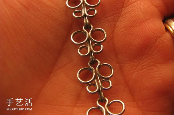 曲別針手工制作波西米亞風(fēng)的蝴蝶手鏈圖解 -  rpnrmr.com