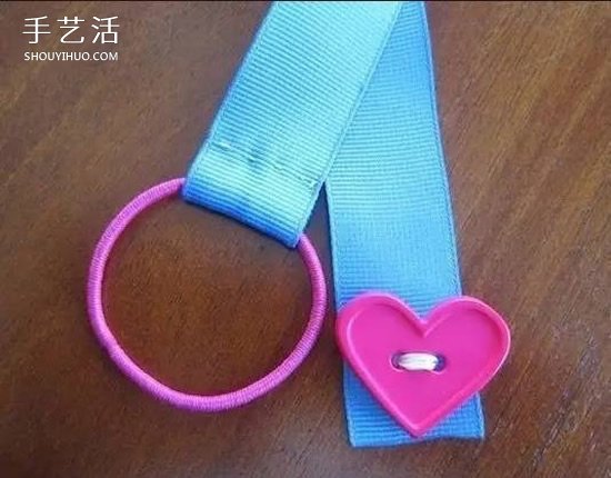 創(chuàng)意皮筋書(shū)簽的制作方法 自制簡(jiǎn)易書(shū)簽的教程 -  rpnrmr.com