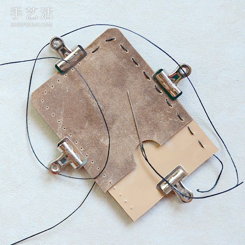 送男友的好禮物：自制iPhone皮革手機(jī)套的方法 -  rpnrmr.com