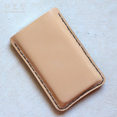 送男友的好禮物：自制iPhone皮革手機(jī)套的方法 -  rpnrmr.com