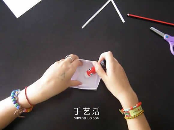 有蓋正方形盒子的折法 如何折方形紙盒圖解 -  rpnrmr.com