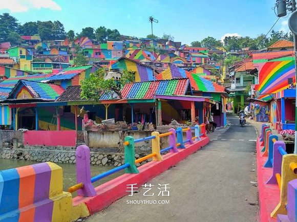 老舊小鎮(zhèn)別急著拆 印尼“彩虹村”成新興景點(diǎn) -  rpnrmr.com