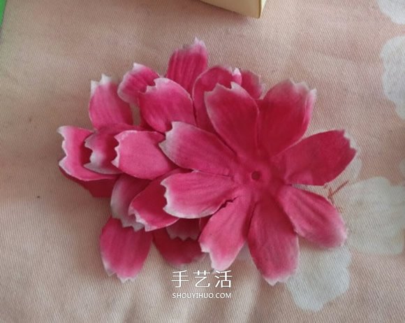 正方形禮品盒的折法 帶花朵禮品盒折紙圖解 -  rpnrmr.com