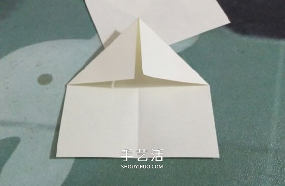 簡易圣誕花環(huán)折紙圖解 幼兒折圣誕花環(huán)的折法 -  rpnrmr.com