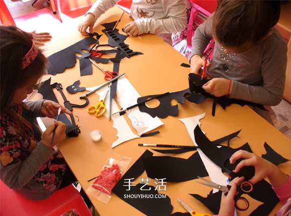 幼兒園萬圣節(jié)手工制作 萬圣節(jié)蝙蝠掛飾制作 -  rpnrmr.com