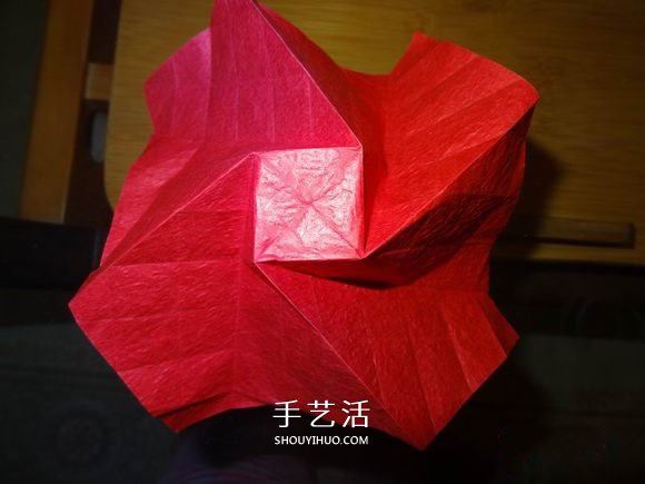 卷心玫瑰花的折法圖解 卷心玫瑰折紙教程詳細 -  rpnrmr.com