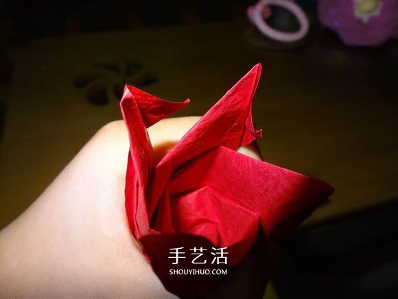 卷心玫瑰花的折法圖解 卷心玫瑰折紙教程詳細 -  rpnrmr.com