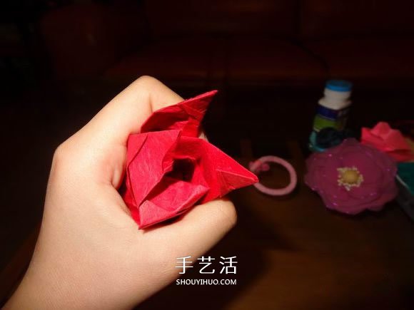 卷心玫瑰花的折法圖解 卷心玫瑰折紙教程詳細 -  rpnrmr.com
