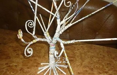 自制生命之樹的做法 廢舊報紙制作生命之樹 -  rpnrmr.com