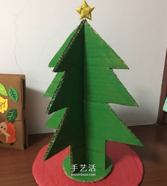 自制大圣誕樹的方法 瓦楞紙制作大立體圣誕樹 -  rpnrmr.com