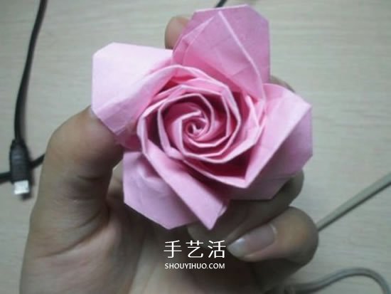 如何折疊玫瑰花圖解 玫瑰花的折法簡(jiǎn)單易學(xué) -  rpnrmr.com