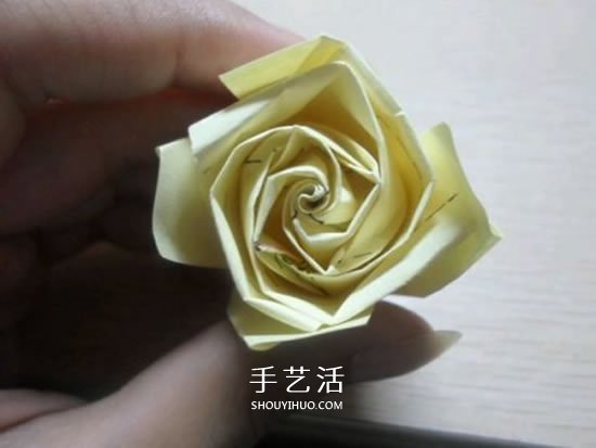 如何折疊玫瑰花圖解 玫瑰花的折法簡(jiǎn)單易學(xué) -  rpnrmr.com