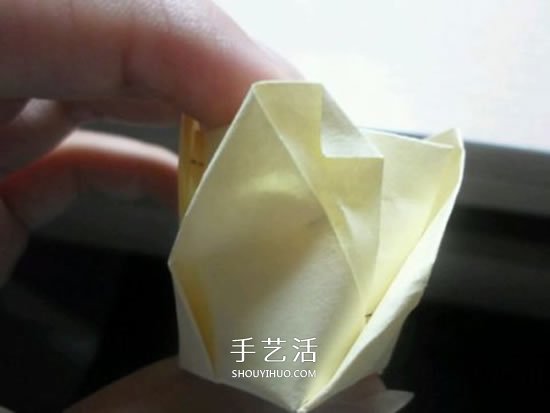 如何折疊玫瑰花圖解 玫瑰花的折法簡(jiǎn)單易學(xué) -  rpnrmr.com