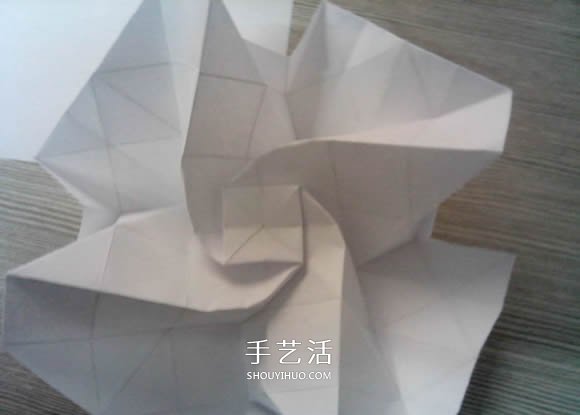 八瓣川崎玫瑰折法圖解 折紙八瓣川崎玫瑰花 -  rpnrmr.com