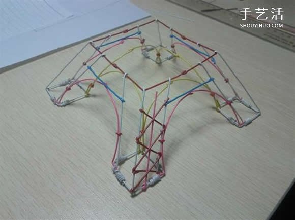 埃菲爾鐵塔模型制作 回形針做埃菲爾鐵塔教程 -  rpnrmr.com