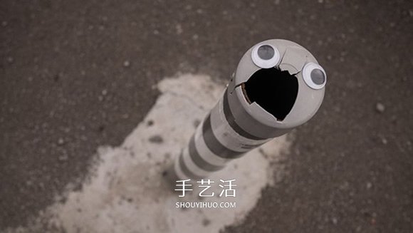 你在看我嗎？活動眼珠粘貼讓平凡街頭趣味橫生 -  rpnrmr.com