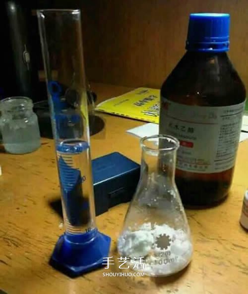 天氣預(yù)報(bào)瓶制作方法 自制天氣瓶的圖解教程 -  rpnrmr.com