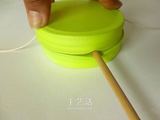 簡易撥浪鼓的制作方法 手工撥浪鼓的做法圖解 -  rpnrmr.com
