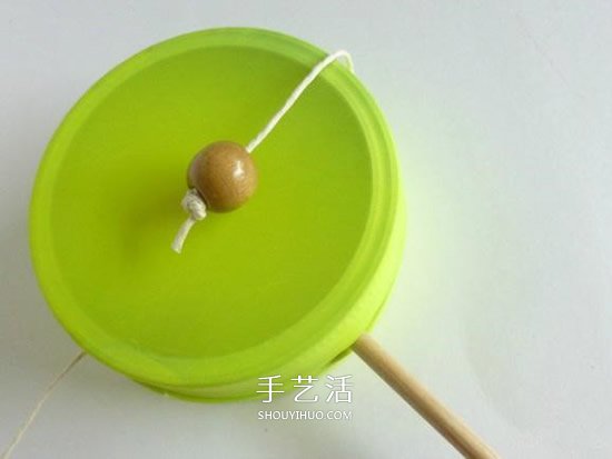 簡易撥浪鼓的制作方法 手工撥浪鼓的做法圖解 -  rpnrmr.com