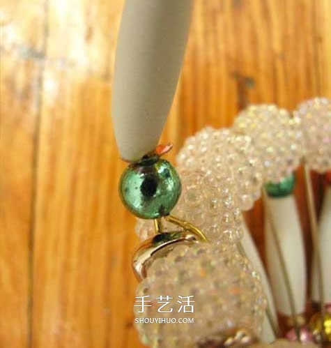 DIY串珠花籃的方法圖解 別針串珠花籃的做法 -  rpnrmr.com