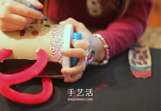 幼兒玩具包包的做法 廢紙盒制作手提包玩具 -  rpnrmr.com