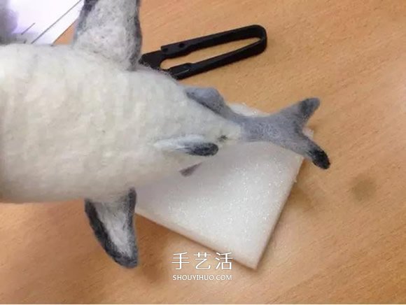 羊毛氈鯊魚鑰匙包DIY 羊毛氈鑰匙包的制作方法 -  rpnrmr.com