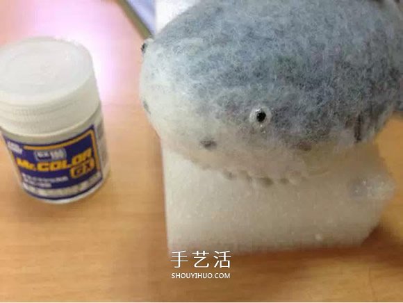 羊毛氈鯊魚鑰匙包DIY 羊毛氈鑰匙包的制作方法 -  rpnrmr.com