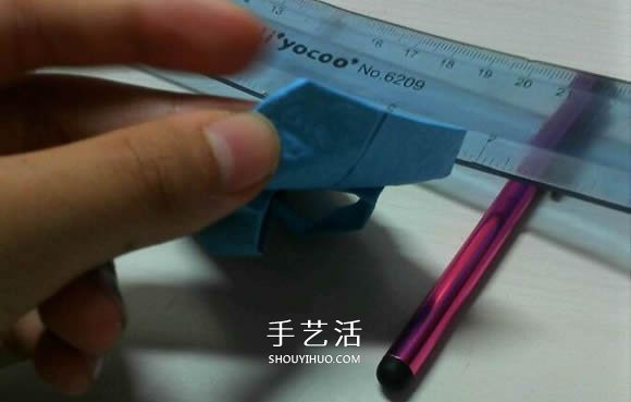 人字拖的折法圖解教程 折紙人字拖鞋的方法步驟 -  rpnrmr.com