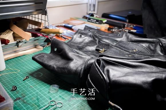 舊皮包改造時(shí)尚手機(jī)套 舊皮包變廢為寶做手機(jī)套 -  rpnrmr.com