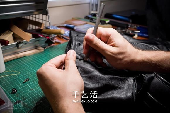 舊皮包改造時(shí)尚手機(jī)套 舊皮包變廢為寶做手機(jī)套 -  rpnrmr.com