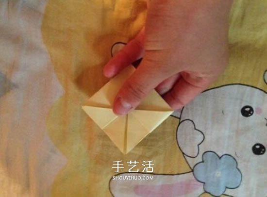 四瓣花折紙圖解教程 手工折疊四瓣花的方法 -  rpnrmr.com