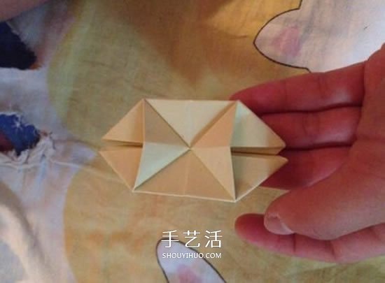 四瓣花折紙圖解教程 手工折疊四瓣花的方法 -  rpnrmr.com