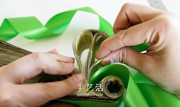 舊電話本改造便簽夾 花叢便簽夾DIY制作教程 -  rpnrmr.com