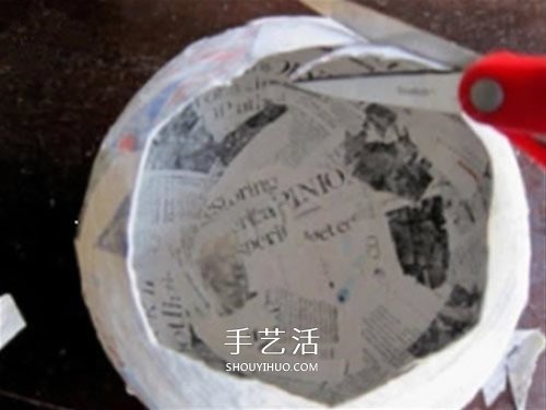 廢報(bào)紙做南瓜燈的方法 簡(jiǎn)易幼兒南瓜燈制作教程 -  rpnrmr.com