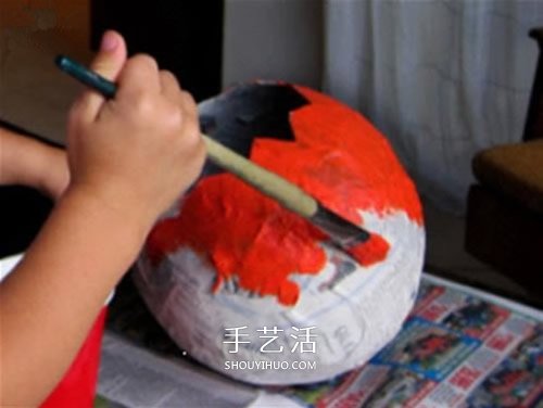廢報(bào)紙做南瓜燈的方法 簡(jiǎn)易幼兒南瓜燈制作教程 -  rpnrmr.com