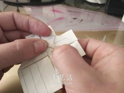 會(huì)動(dòng)的小豬折紙圖解 可以動(dòng)的小豬折法步驟 -  rpnrmr.com