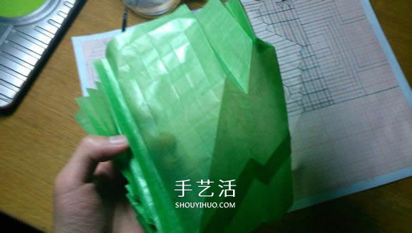 立體螳螂的折法圖解 折紙小螳螂的詳細(xì)步驟 -  rpnrmr.com