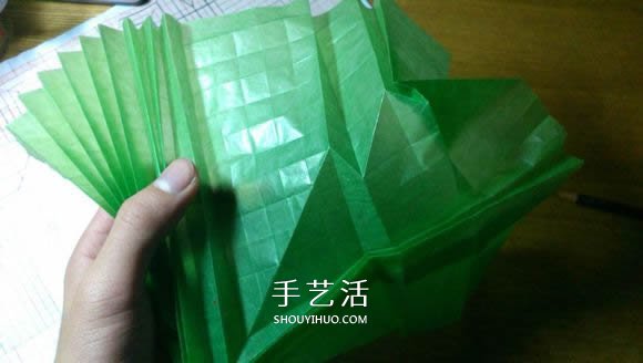 立體螳螂的折法圖解 折紙小螳螂的詳細(xì)步驟 -  rpnrmr.com