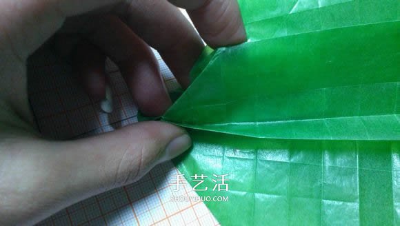 立體螳螂的折法圖解 折紙小螳螂的詳細(xì)步驟 -  rpnrmr.com