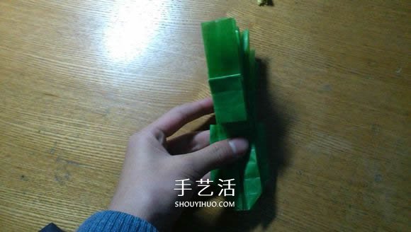 立體螳螂的折法圖解 折紙小螳螂的詳細(xì)步驟 -  rpnrmr.com