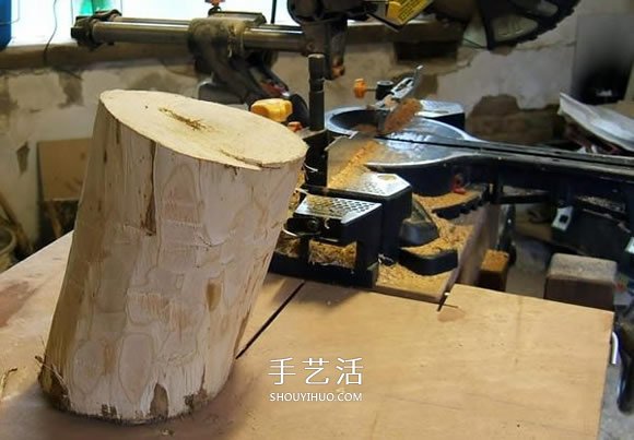 原木制作粗獷啤酒杯 自制大號啤酒杯的過程 -  rpnrmr.com