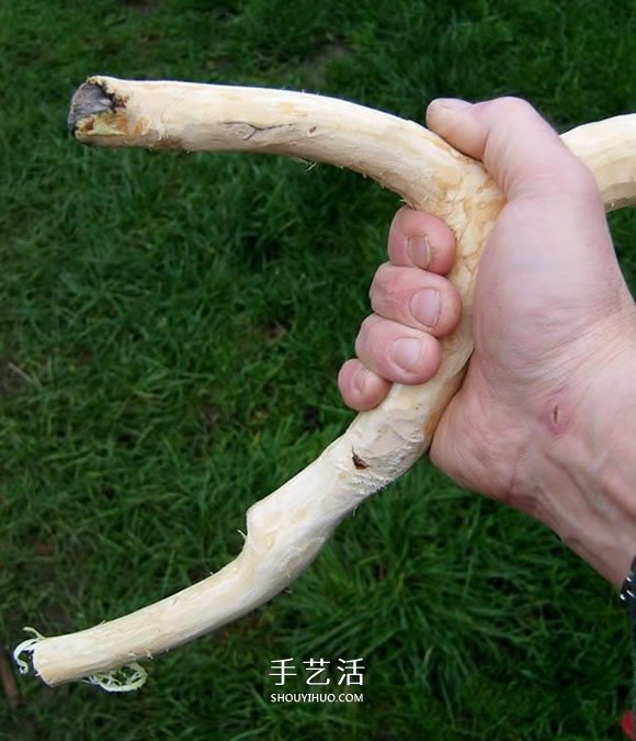 原木制作粗獷啤酒杯 自制大號啤酒杯的過程 -  rpnrmr.com