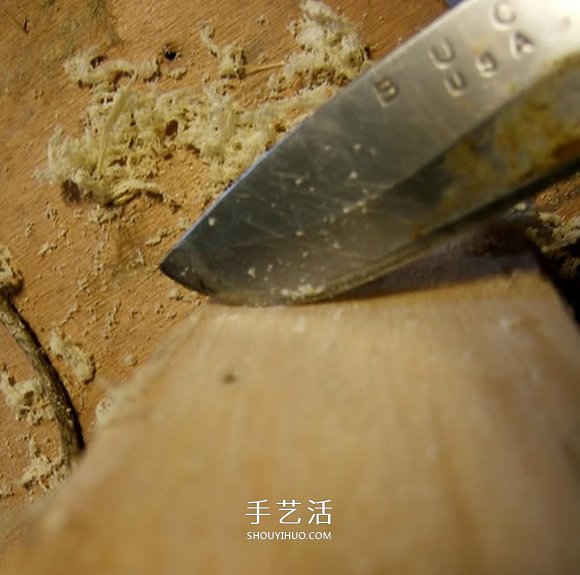 原木制作粗獷啤酒杯 自制大號啤酒杯的過程 -  rpnrmr.com