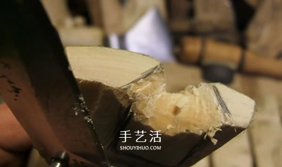 原木制作粗獷啤酒杯 自制大號啤酒杯的過程 -  rpnrmr.com